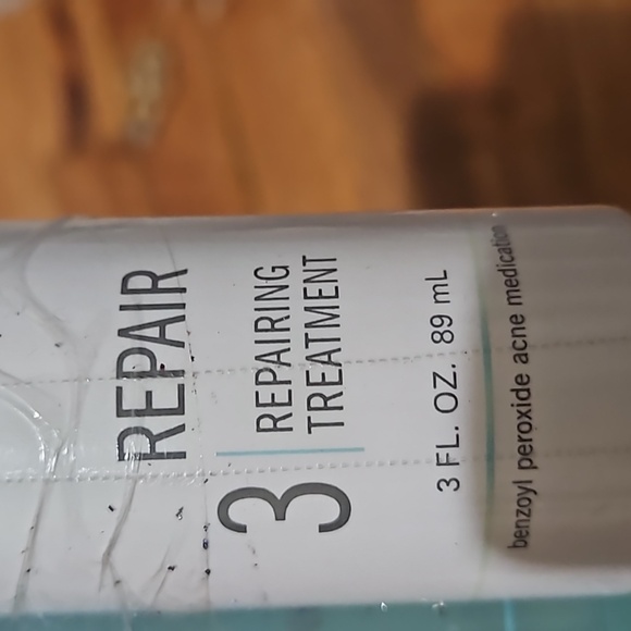 Skincare - Picture 4 of 10